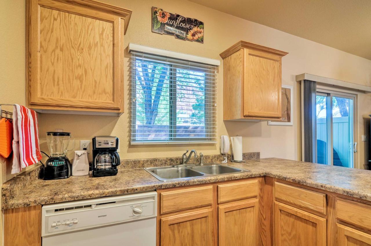 Kanab Condo With Pool And Ac Less Than 1 Mi To Attractions! Exterior photo